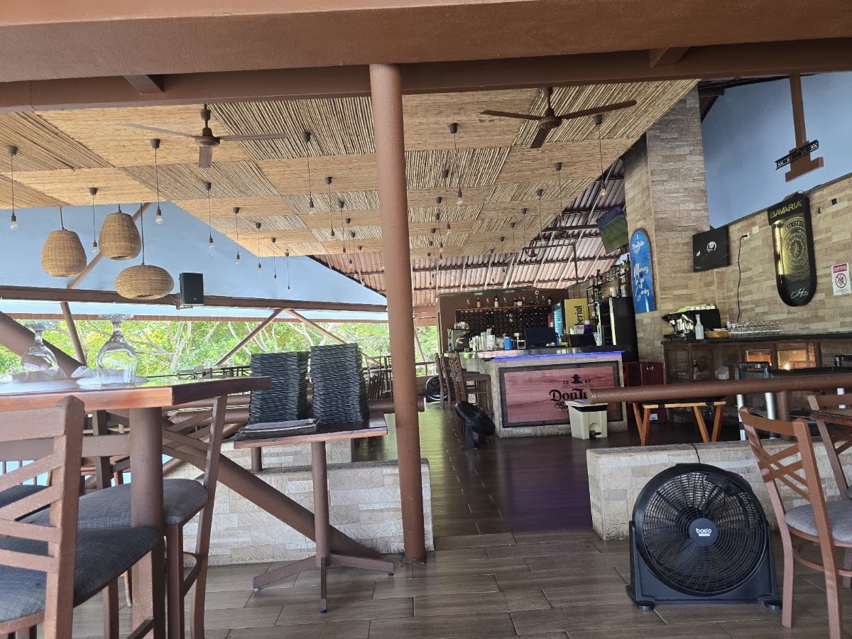 El Hicaco Seafood - photo 2