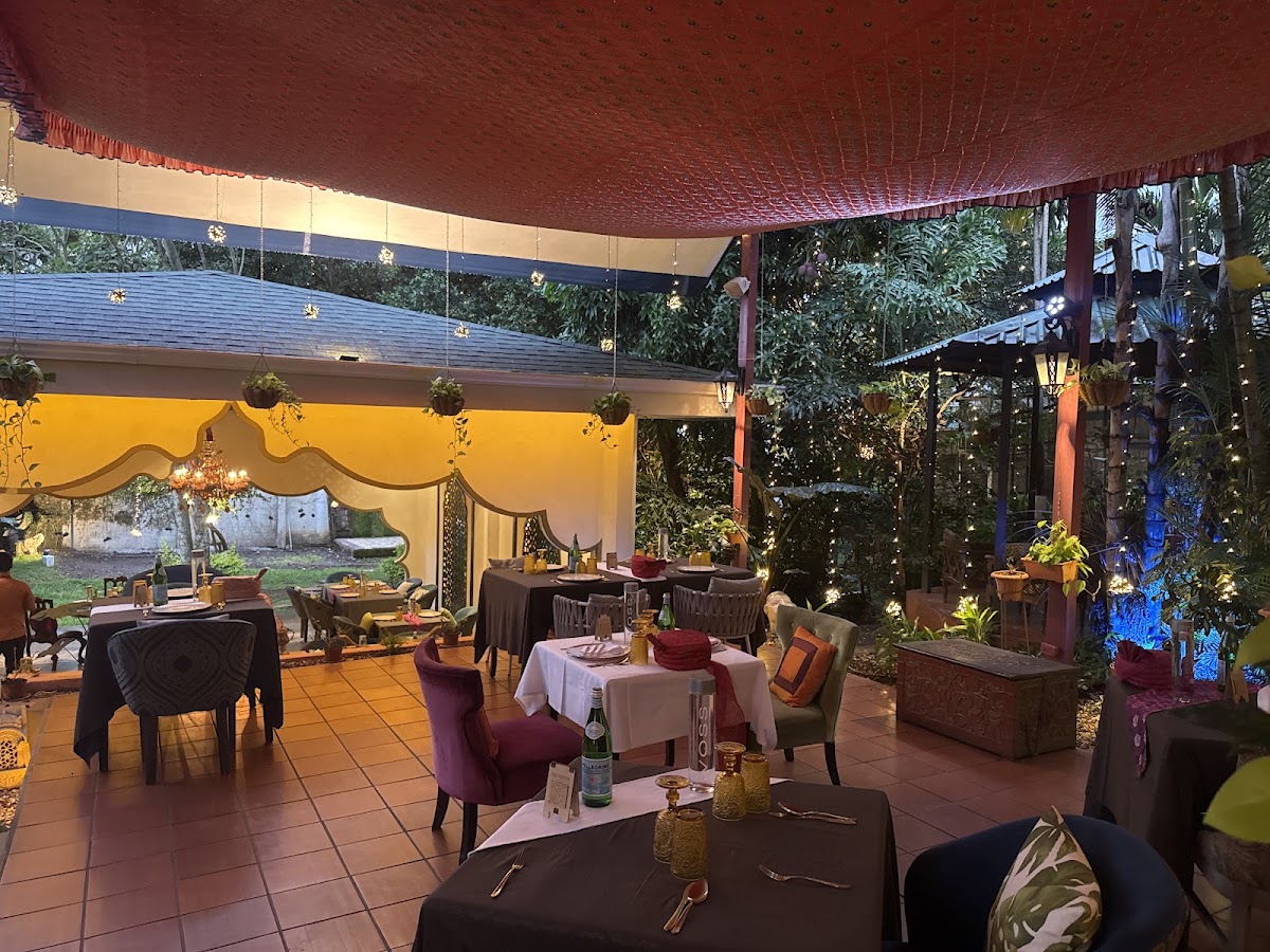 Taj Mahal - An Ethnic Indian Restaurant, Escazu, Estd 2002 - photo 5