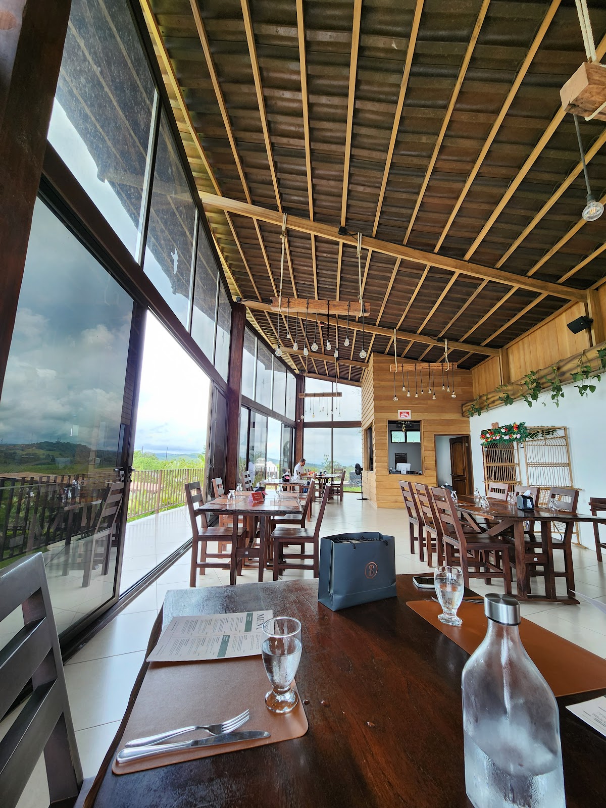 Poró Restaurante & Mirador - photo 5
