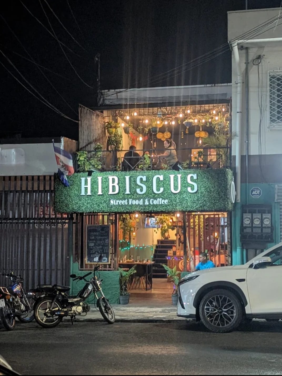 HIBISCUS FOOD & COFFEE - photo 4