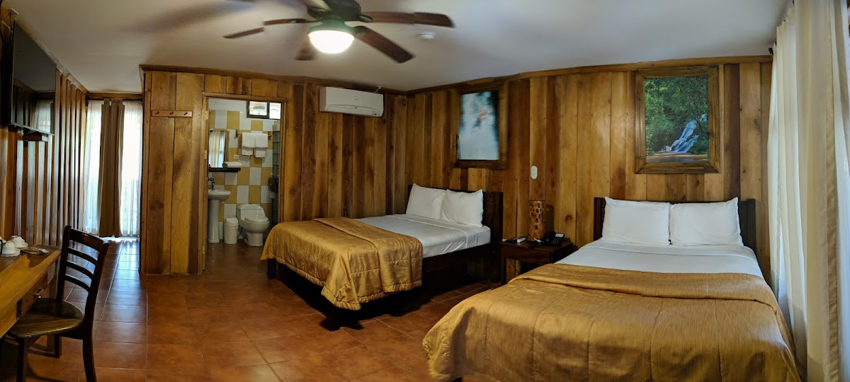 Hotel Hacienda Guachipelin & Adventure Center - photo 2