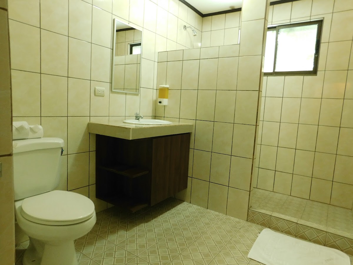 Hotel Playa Bonita - photo 4