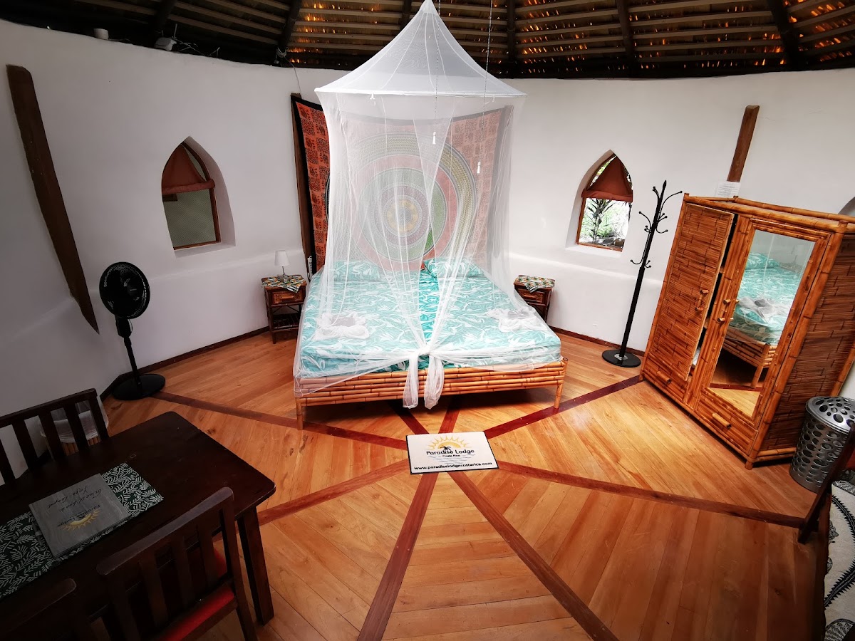 Paradise Lodge - photo 2