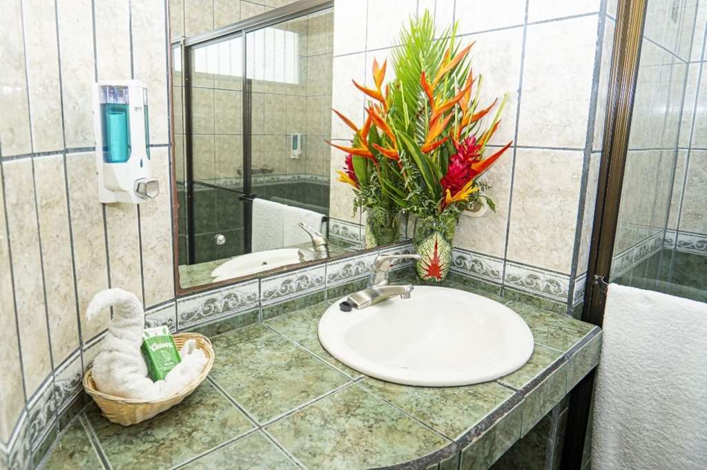 Best Western Hotel & Casino Kamuk - photo 4