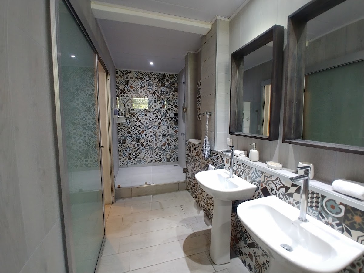 Hotel Plaza Yara - photo 4