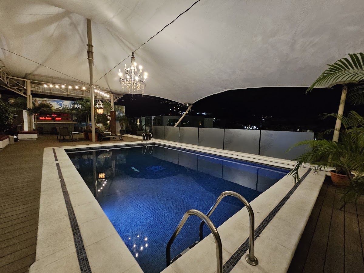 Studio Hotel - photo 3