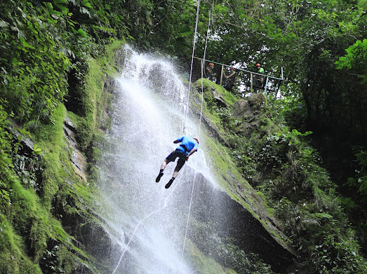 Maquique Adventure Canyoning and Rafting - photo 2