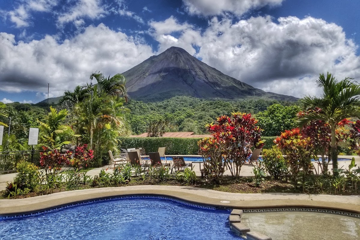 Hotel Arenal Kioro Suites & Spa - photo 3