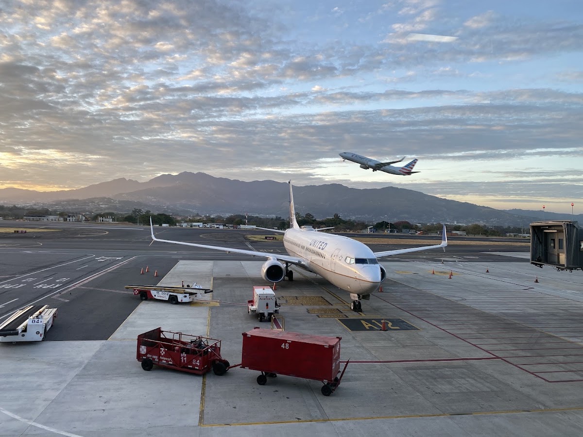 Juan Santamaría International Airport - photo 3