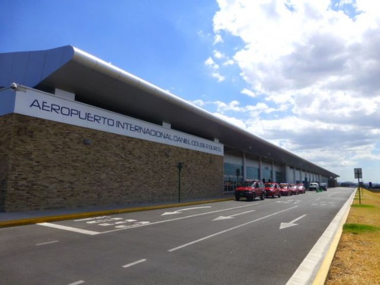 Daniel Oduber Quirós International Airport. - photo 5