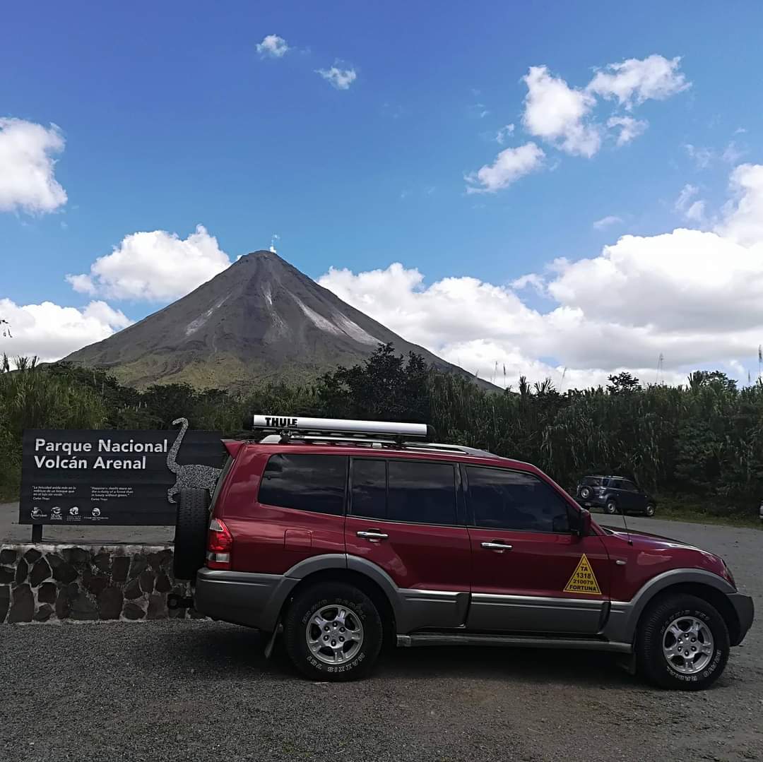 La Fortuna Taxi Service - photo 8