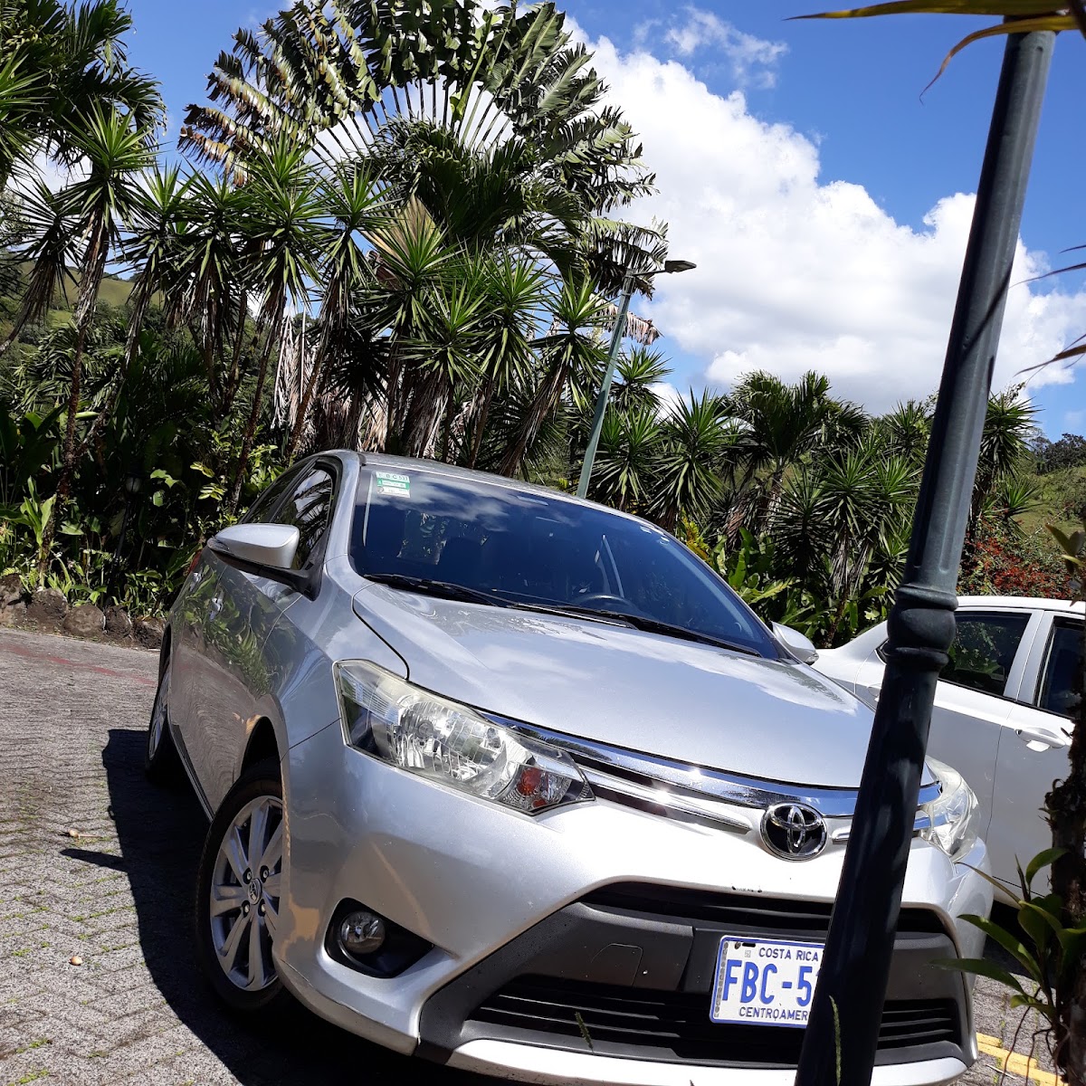 La Fortuna Rent a Car - photo 2