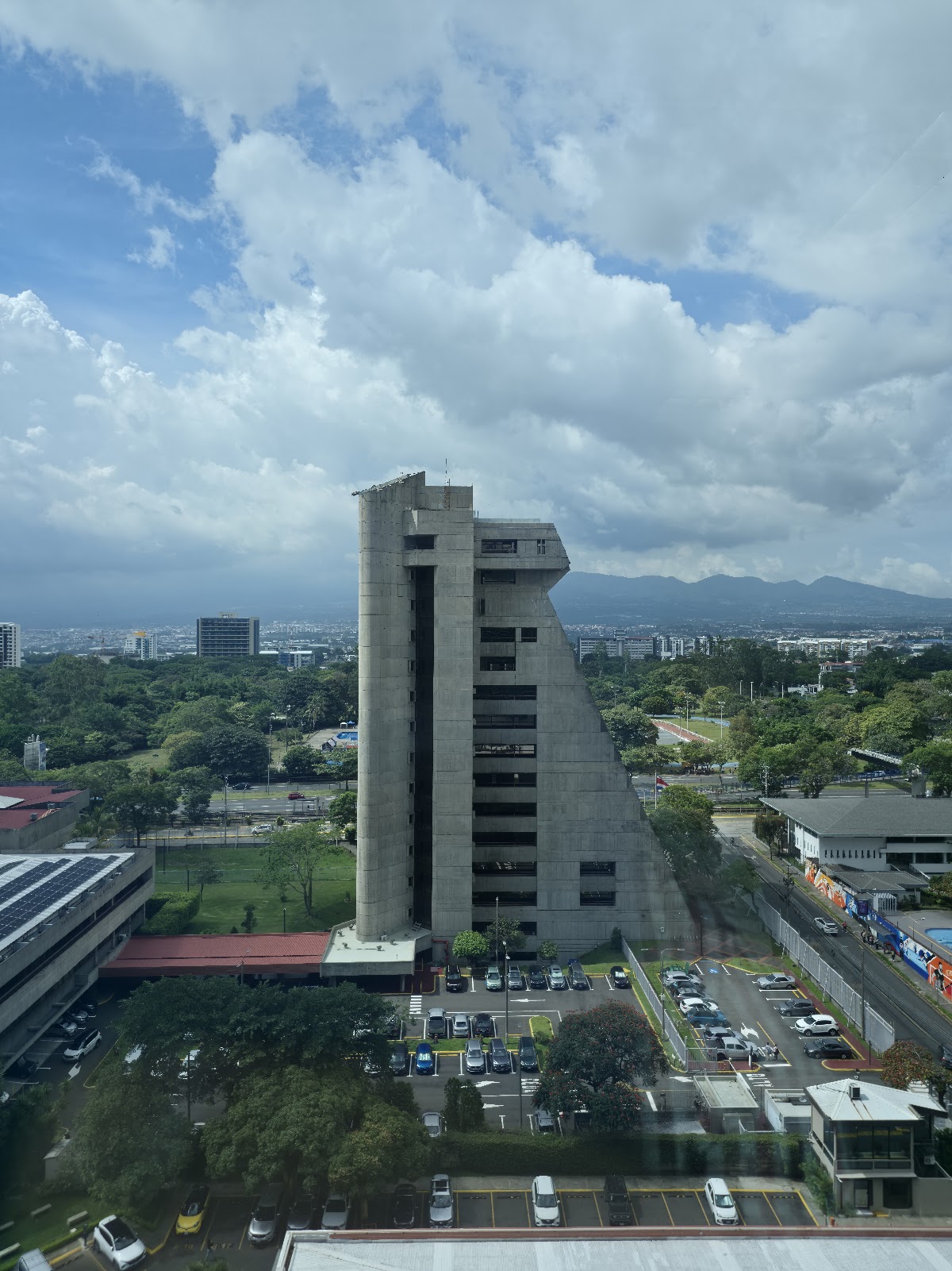 Executive Office Center La Sabana - photo 4
