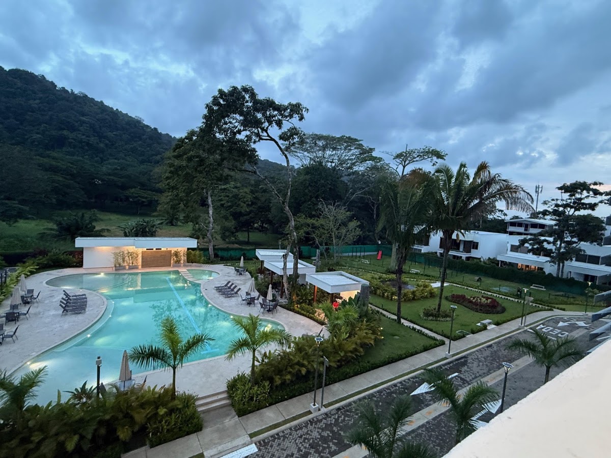 Coldwell Banker Central Pacific Properties - photo 4