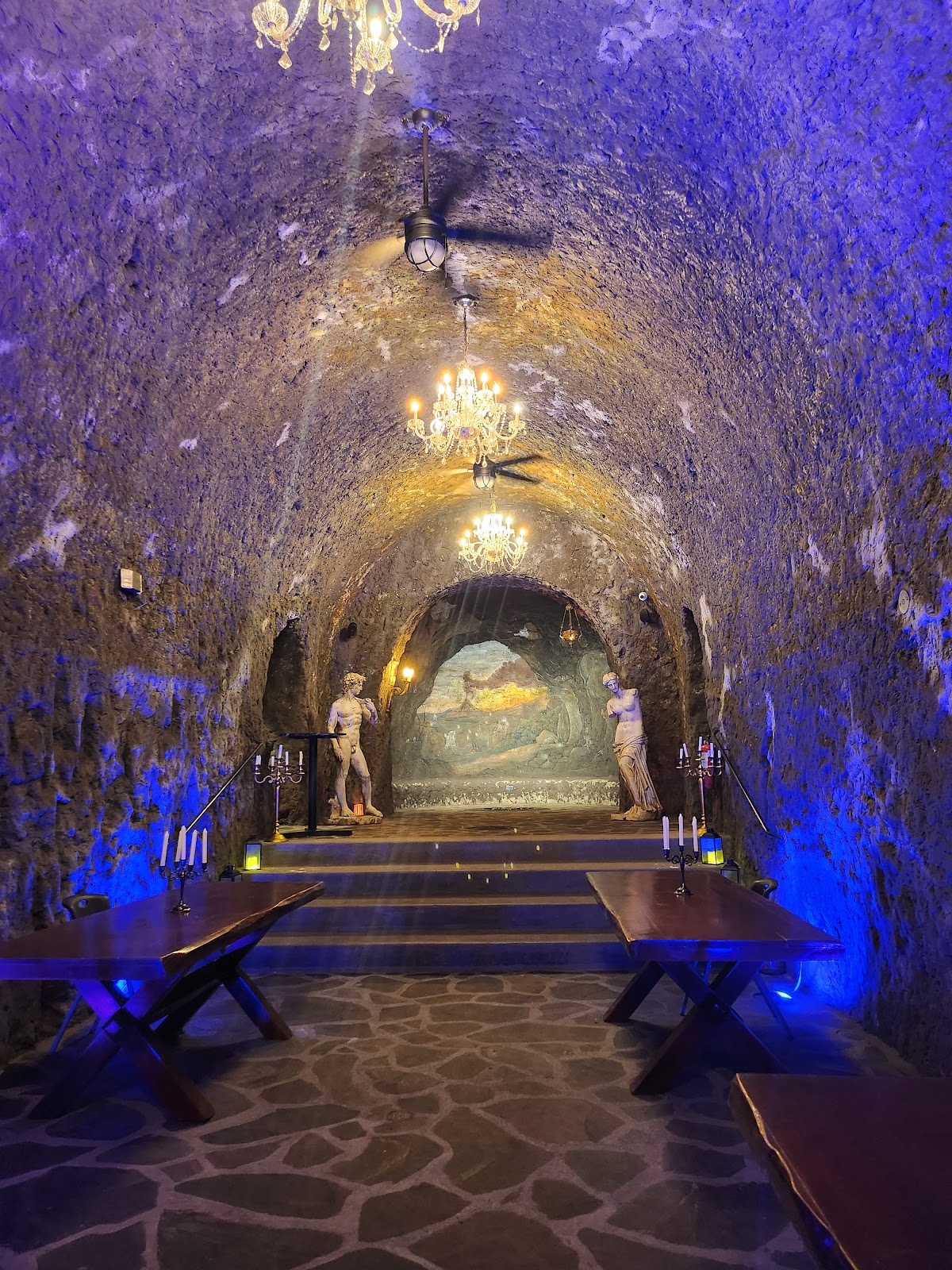 Las Cavernas - featured photo