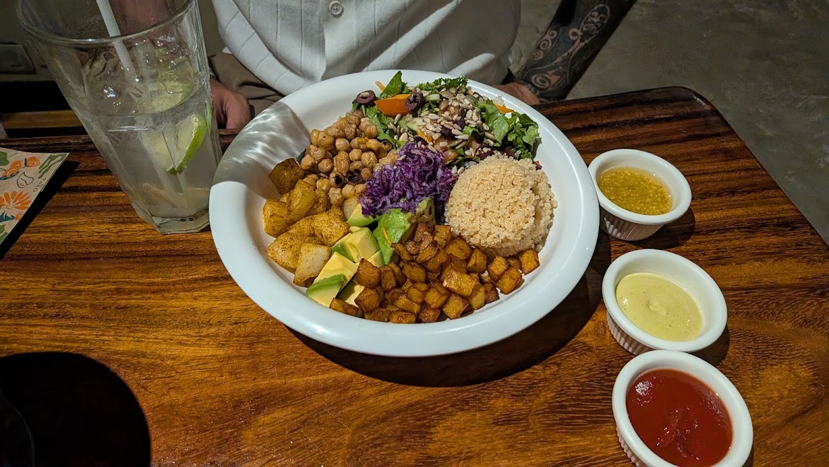 Green Papaya Taco Bar - photo 3