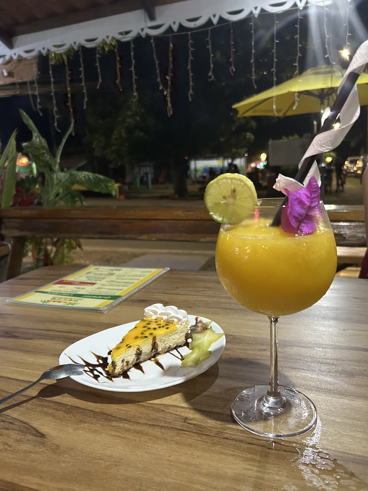 Coco's Bar - photo 2