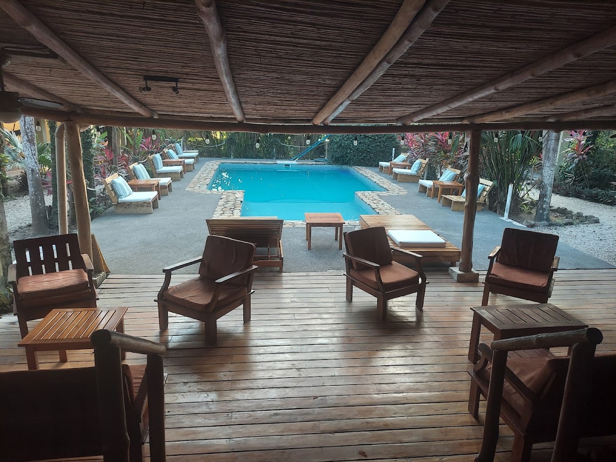 Zula Inn Aparthotel - photo 3