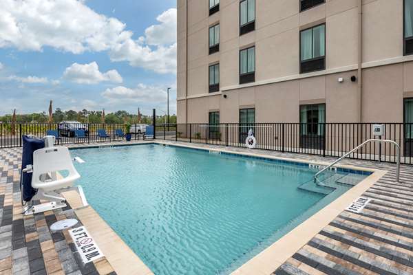 Comfort Inn & Suites Jacksonville - Orange Park Near Naval Air Station - featured photo