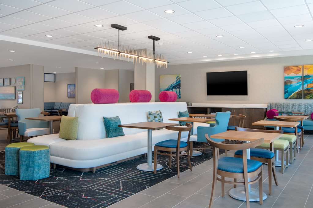 Home2 Suites by Hilton Jacksonville Downtown - photo 4