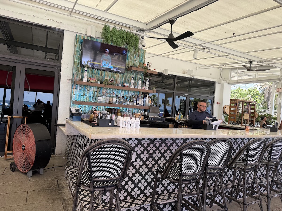 Lona Cocina Tequileria - photo 2