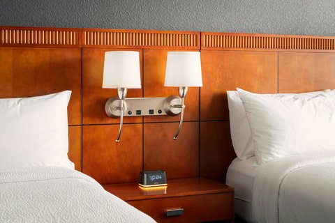 Courtyard by Marriott St. Petersburg Downtown - photo 2