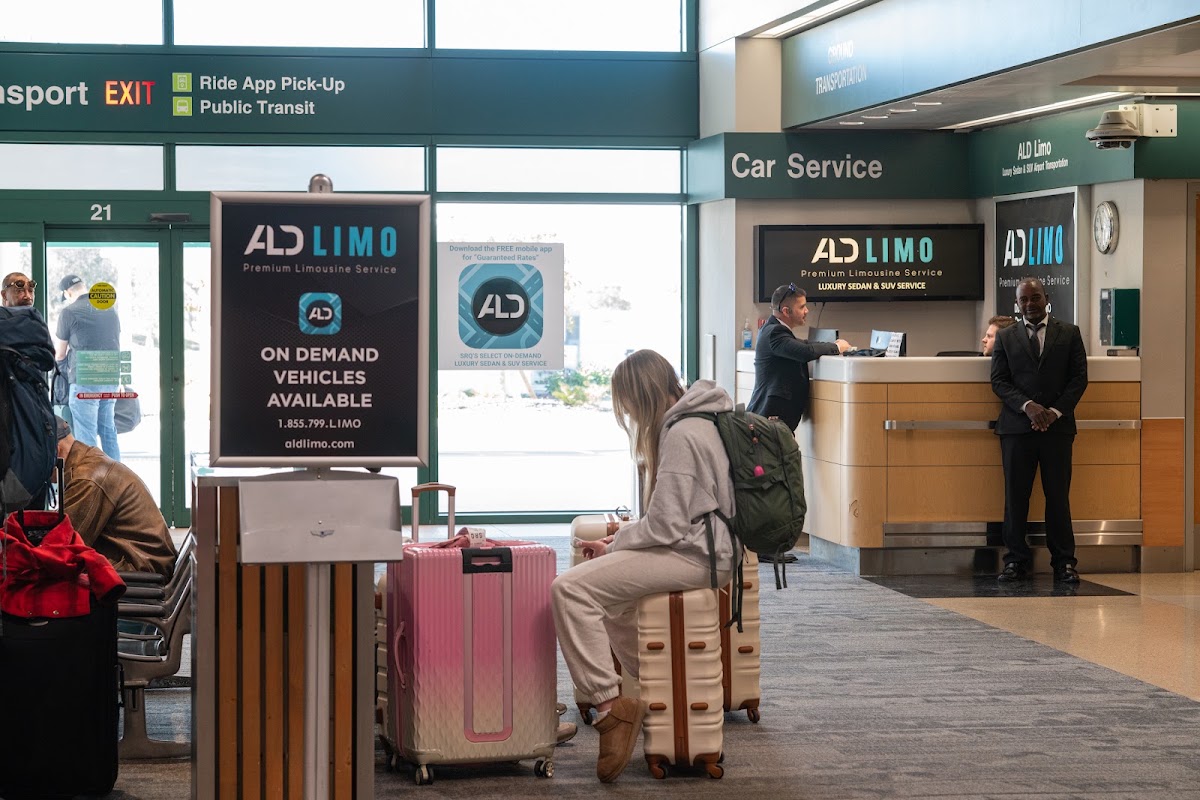 ALD Limo at SRQ Airport - photo 3