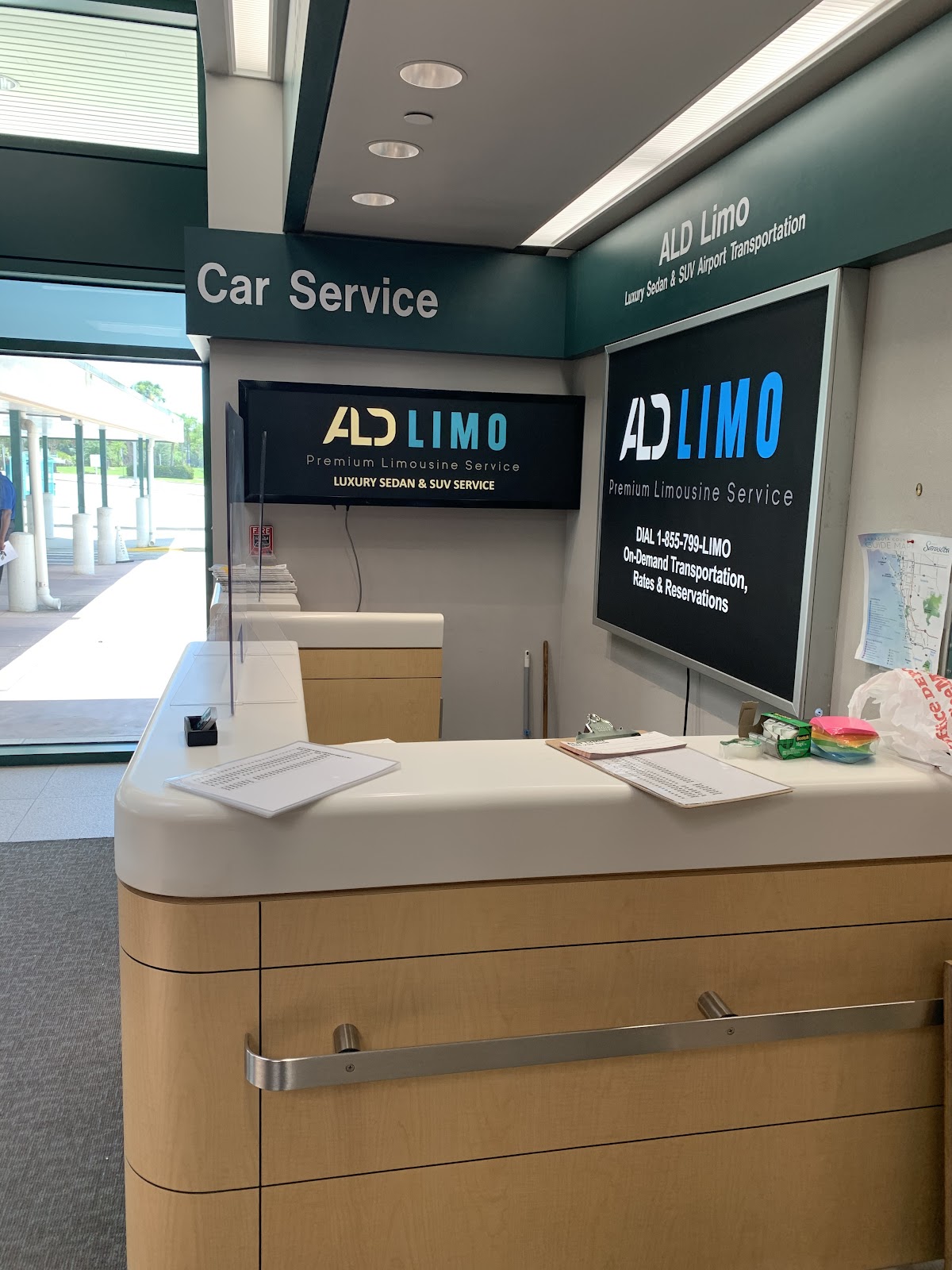ALD Limo at SRQ Airport - photo 5