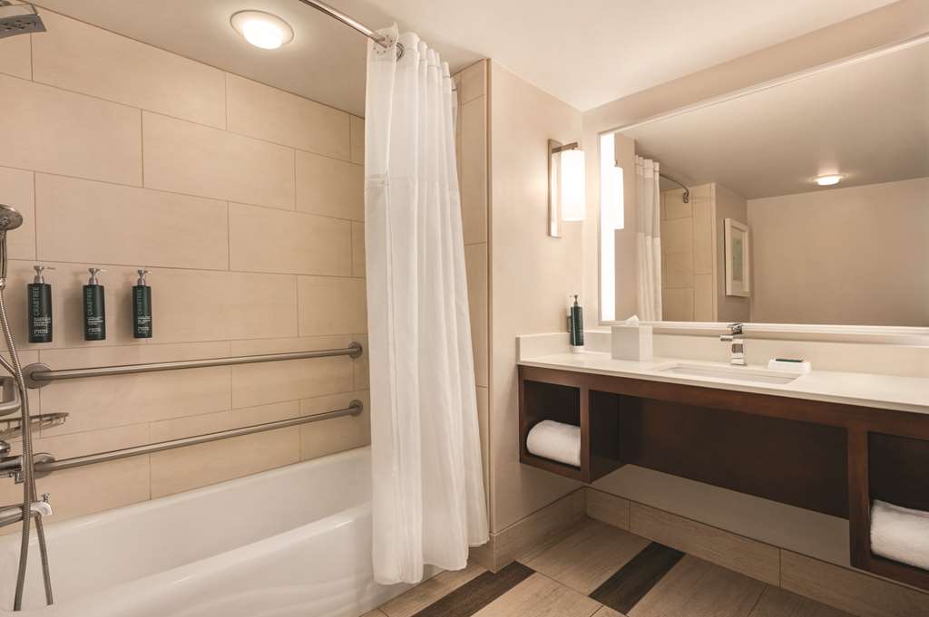 Hilton Naples - photo 4