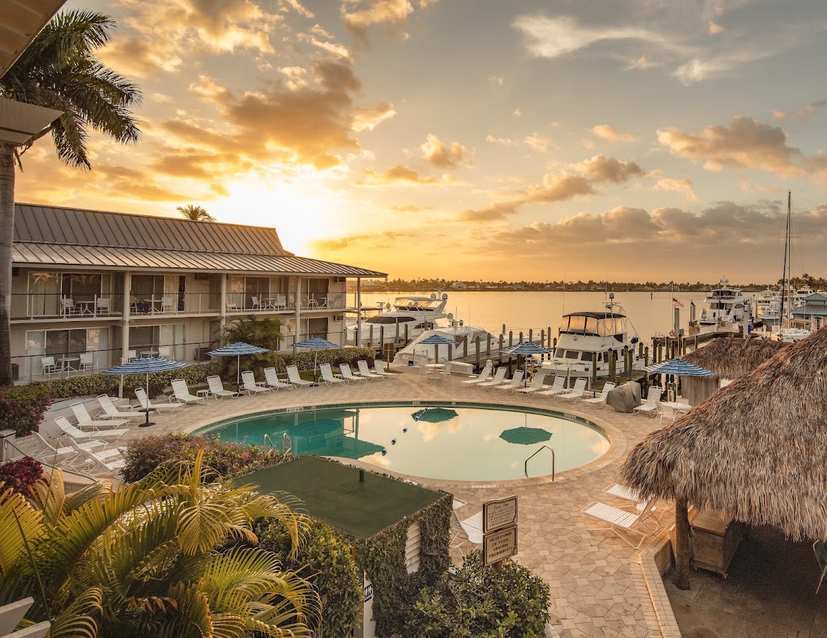 Cove Inn On Naples Bay - featured photo