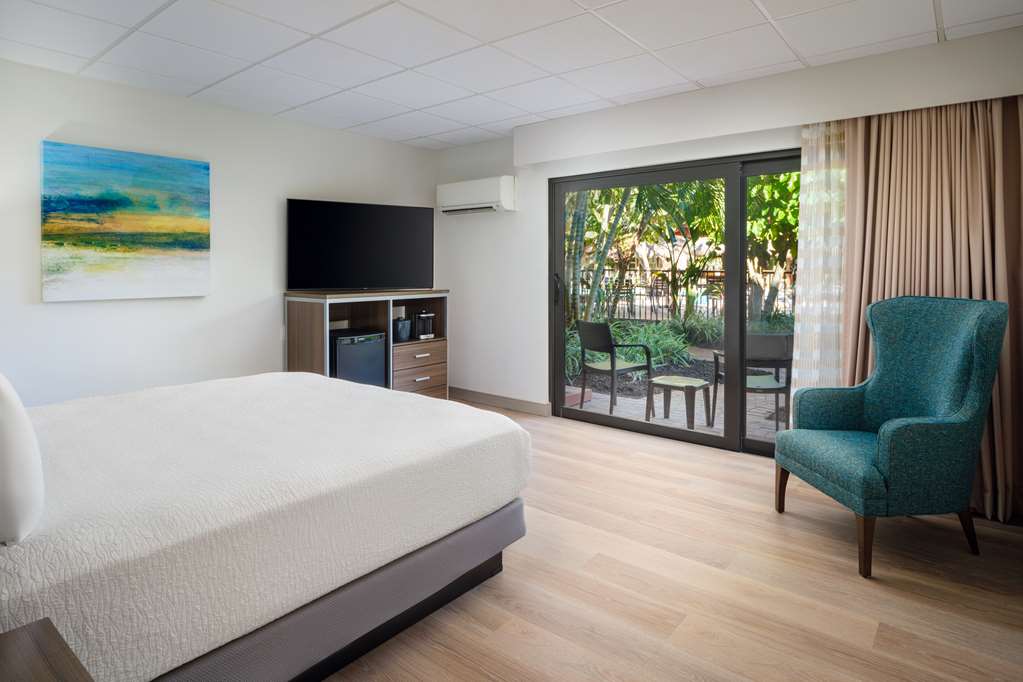 Best Western Naples Inn & Suites - photo 2