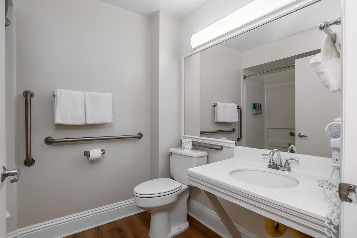 Naples Park Central Hotel - photo 4