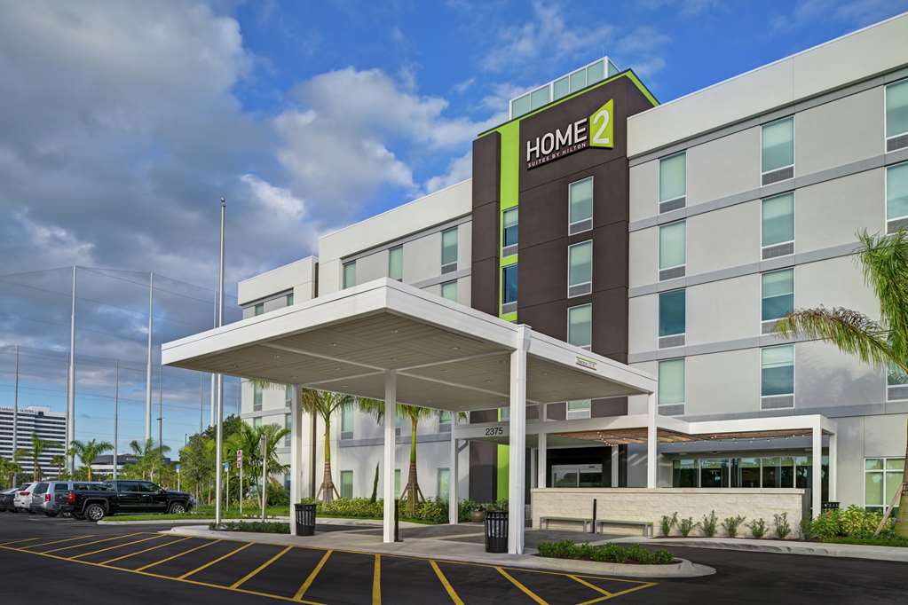 Home2 Suites by Hilton West Palm Beach Airport - featured photo
