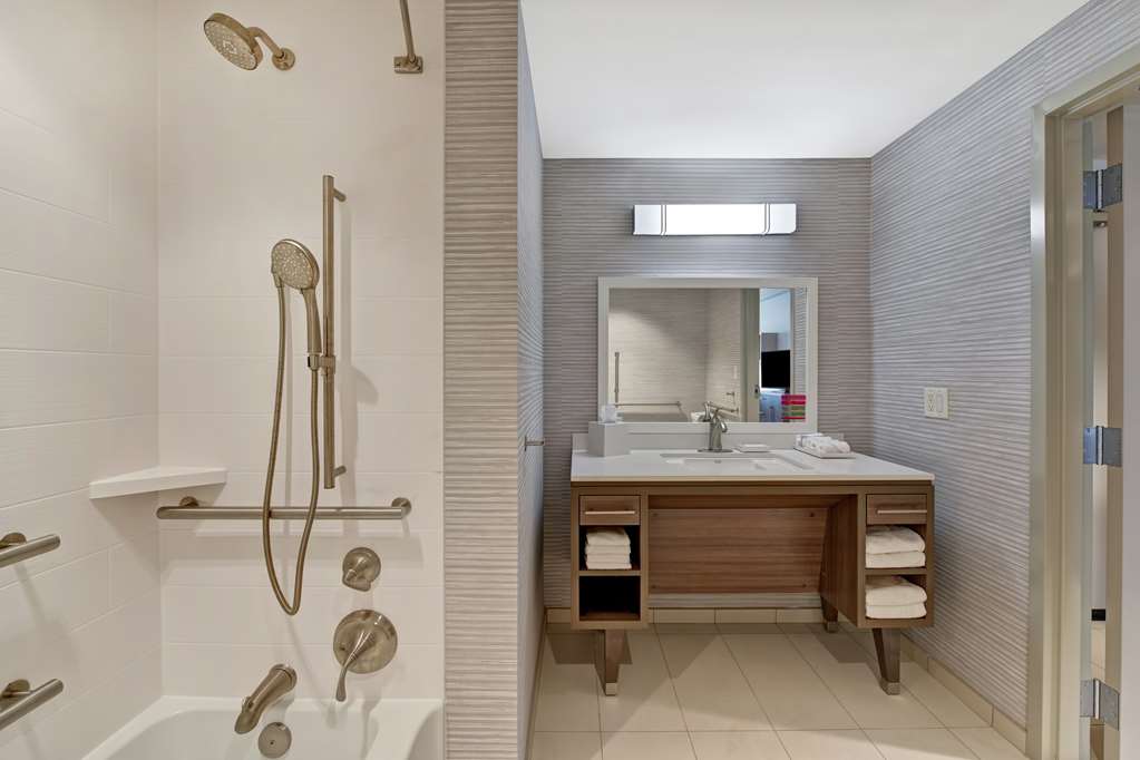 Home2 Suites by Hilton West Palm Beach Airport - photo 4